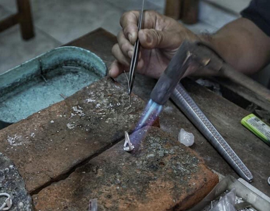 Silver Making Class & Monkey Forest Tour